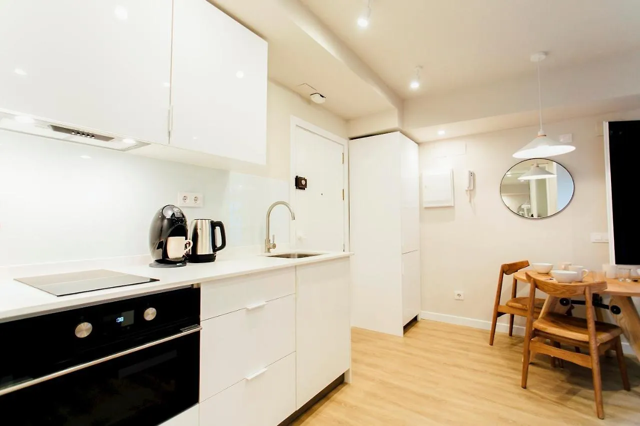Studio 1Bd 1Bth - Center- Alfalfa Seville 0*,