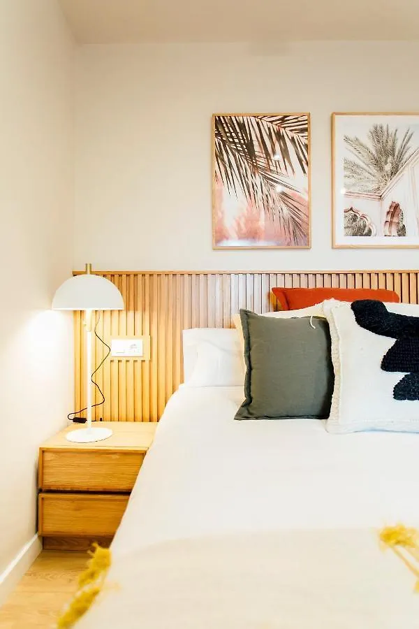 Studio 1Bd 1Bth - Center- Alfalfa Seville